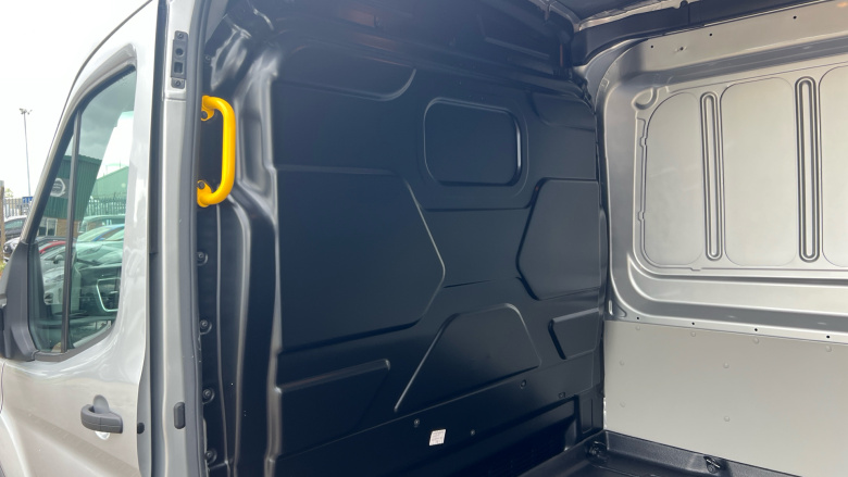 Ford Transit E-350 L3 Rwd 135kW 68kWh H2 Trend Van Auto